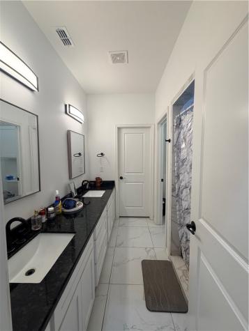 903 W Main Street Alice TX 78332