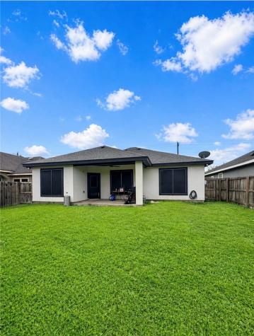903 W Main Street Alice TX 78332