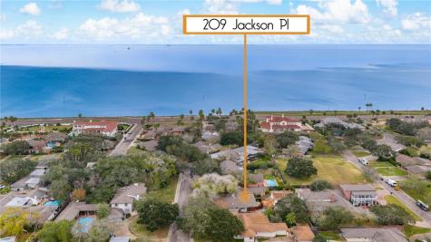 209 Jackson Place Corpus Christi TX 78411