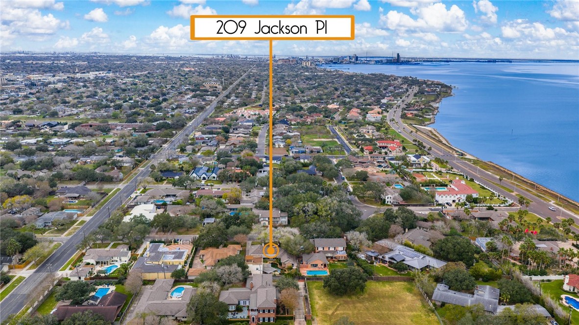 209 Jackson Place Corpus Christi TX 78411