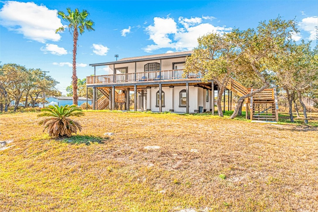 128 Saint Charles W Rockport TX 78382