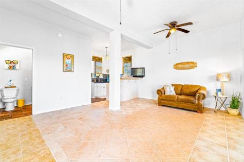 128 Saint Charles W Rockport TX 78382
