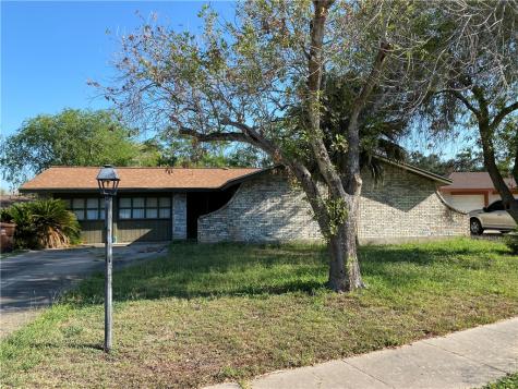1714 Nancy Street Kingsville TX 78363