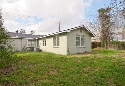 806 N Adams Street Beeville TX 78102