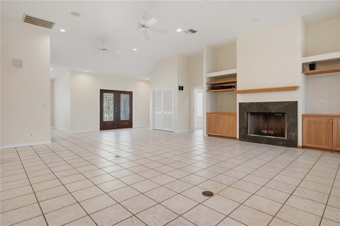 2513 Turkey Neck Circle Rockport TX 78382
