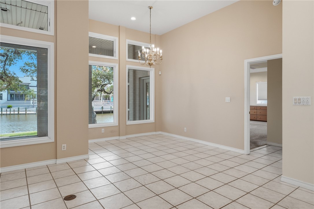 2513 Turkey Neck Circle Rockport TX 78382