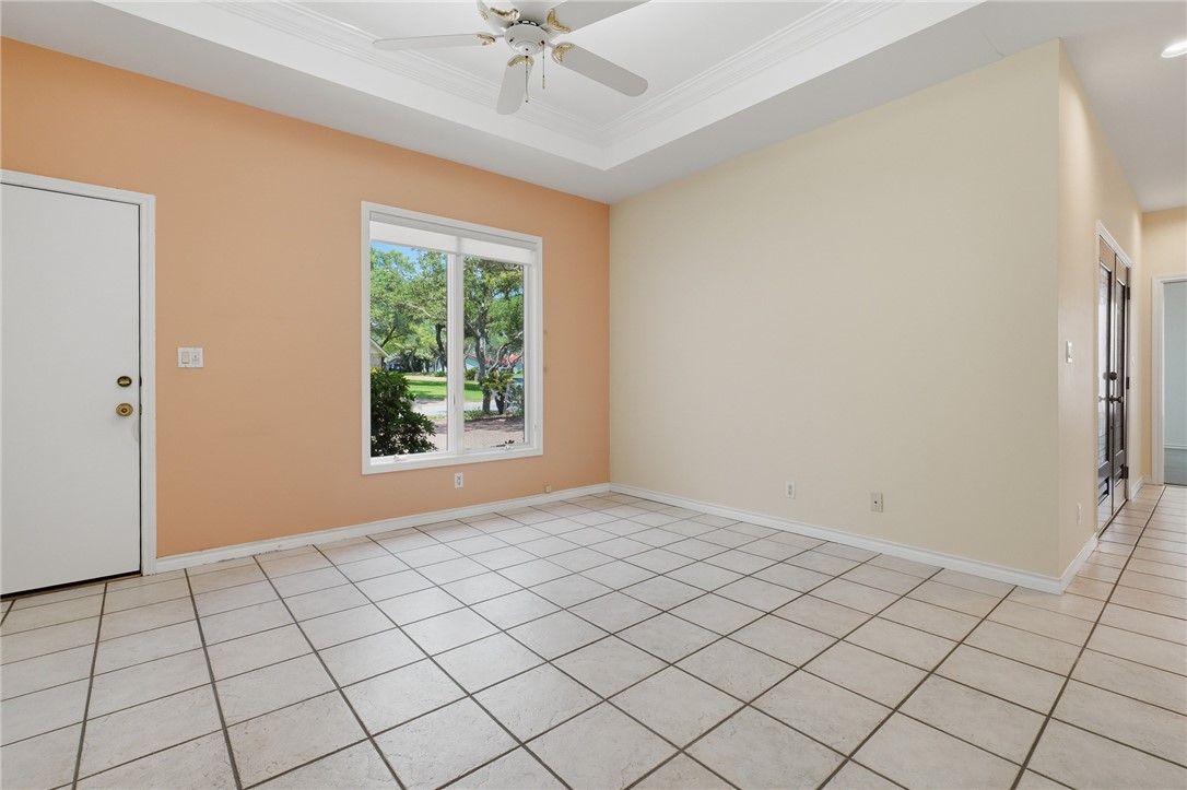 2513 Turkey Neck Circle Rockport TX 78382