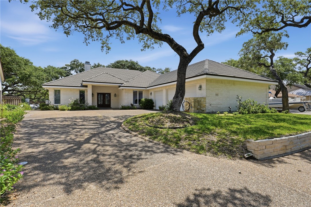 2513 Turkey Neck Circle Rockport TX 78382