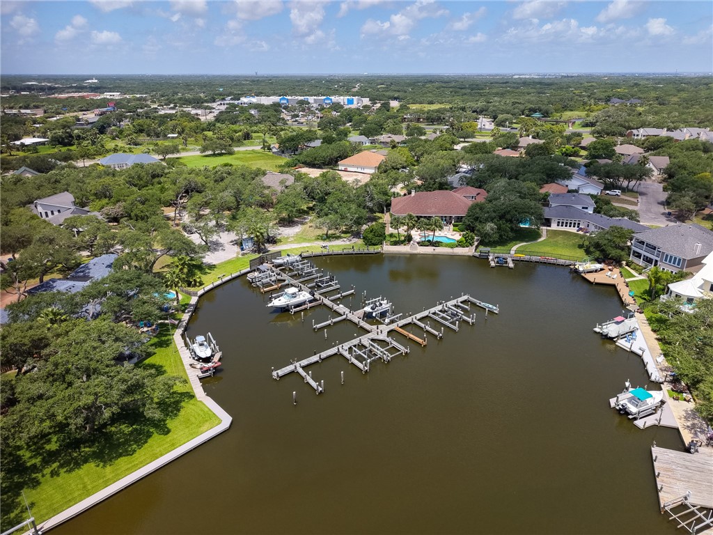 2513 Turkey Neck Circle Rockport TX 78382