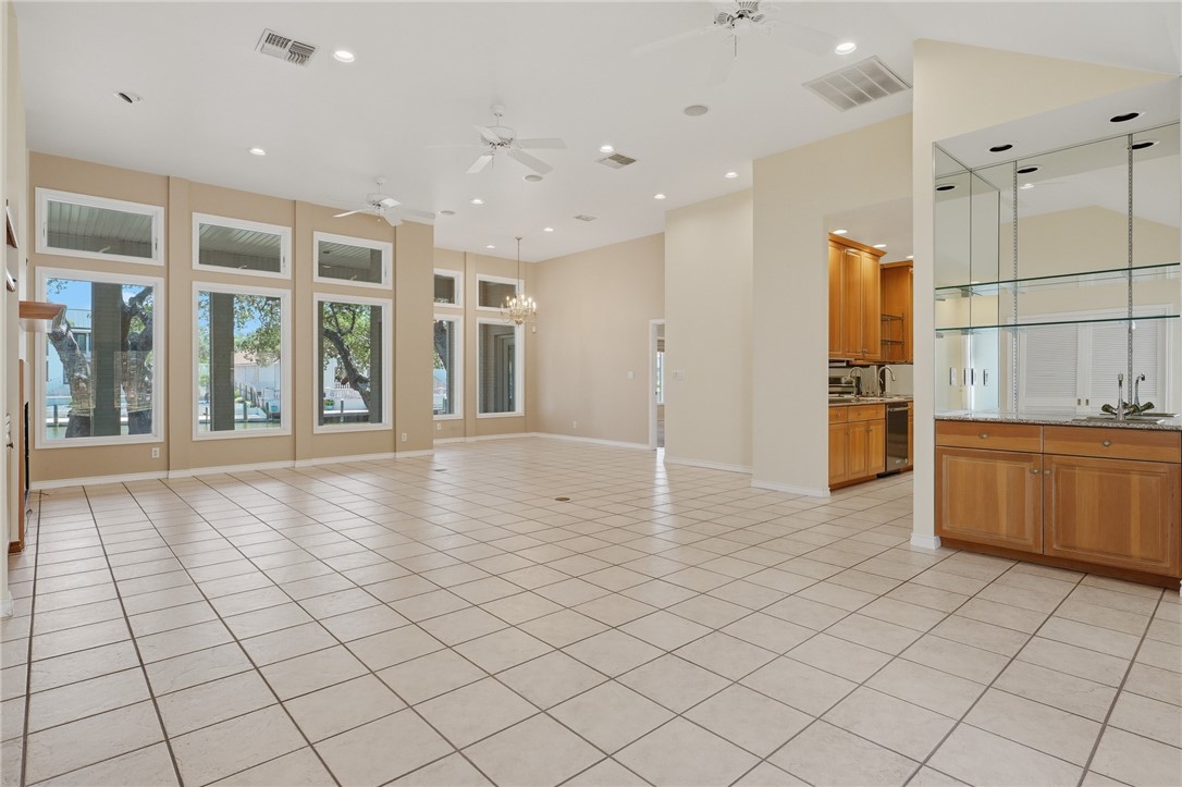 2513 Turkey Neck Circle Rockport TX 78382