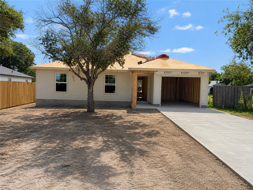 2606 Mccain Drive Corpus Christi TX 78410
