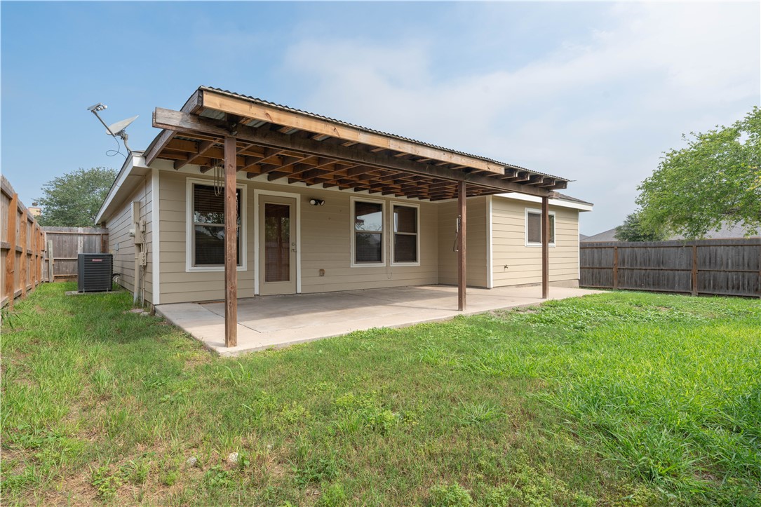 6803 Fox Hill Drive Corpus Christi TX 78413