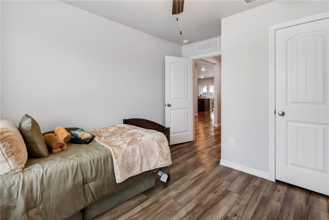 2702 Martell Street Corpus Christi TX 78415