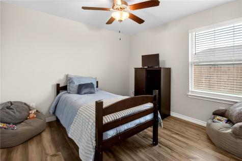 2702 Martell Street Corpus Christi TX 78415