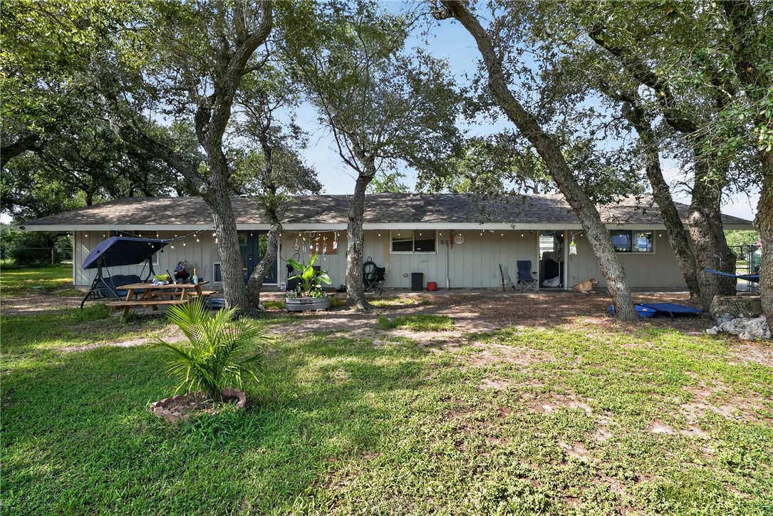 303 W 3rd Street Rockport TX 78382