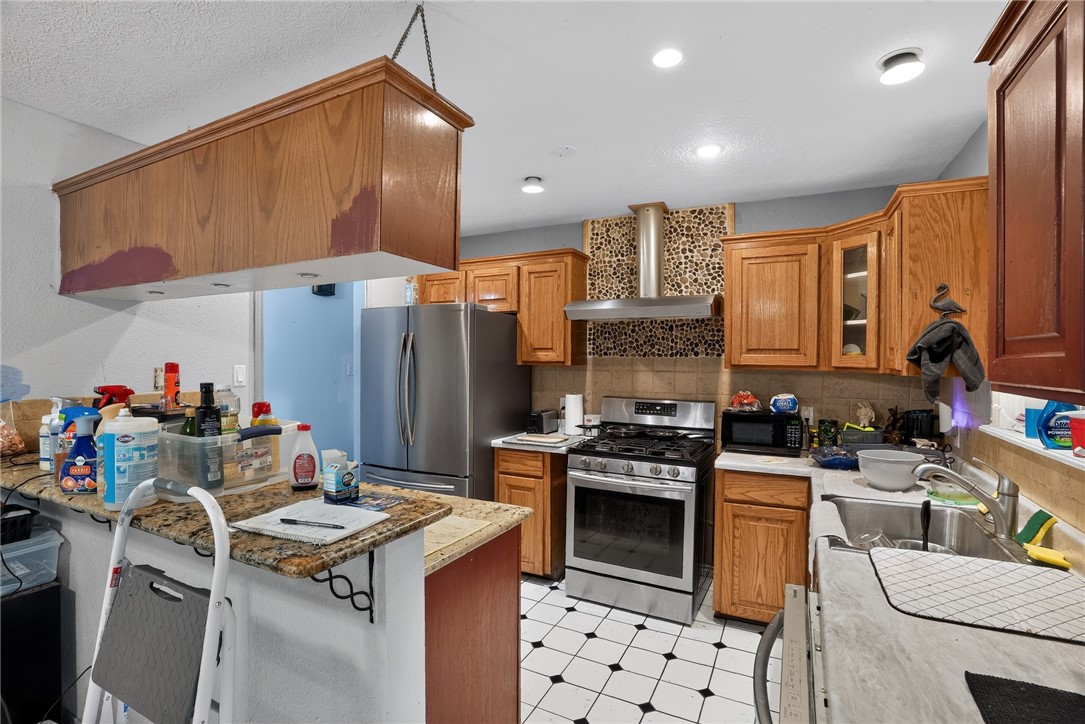 303 W 3rd Street Rockport TX 78382