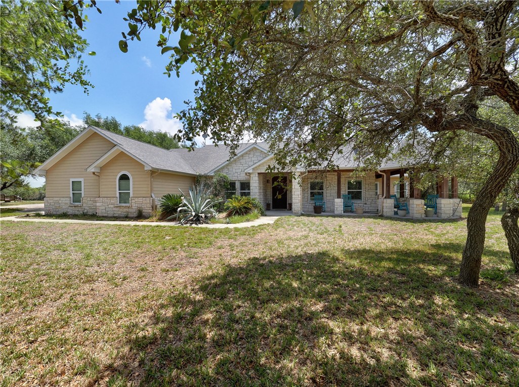 1320 W Highland Avenue Aransas Pass TX 78336