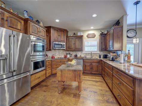 1320 W Highland Avenue Aransas Pass TX 78336