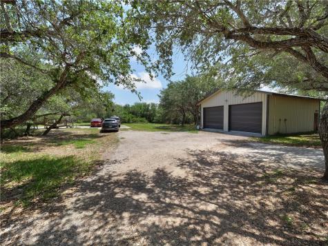 1320 W Highland Avenue Aransas Pass TX 78336