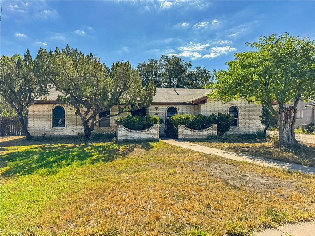 1720 Lawndale Drive Kingsville TX 78363