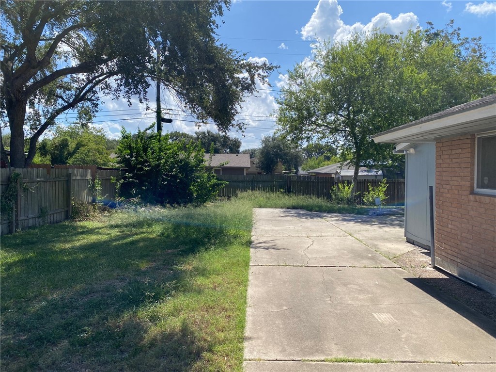 11141 Forest Hill Lane Corpus Christi TX 78410