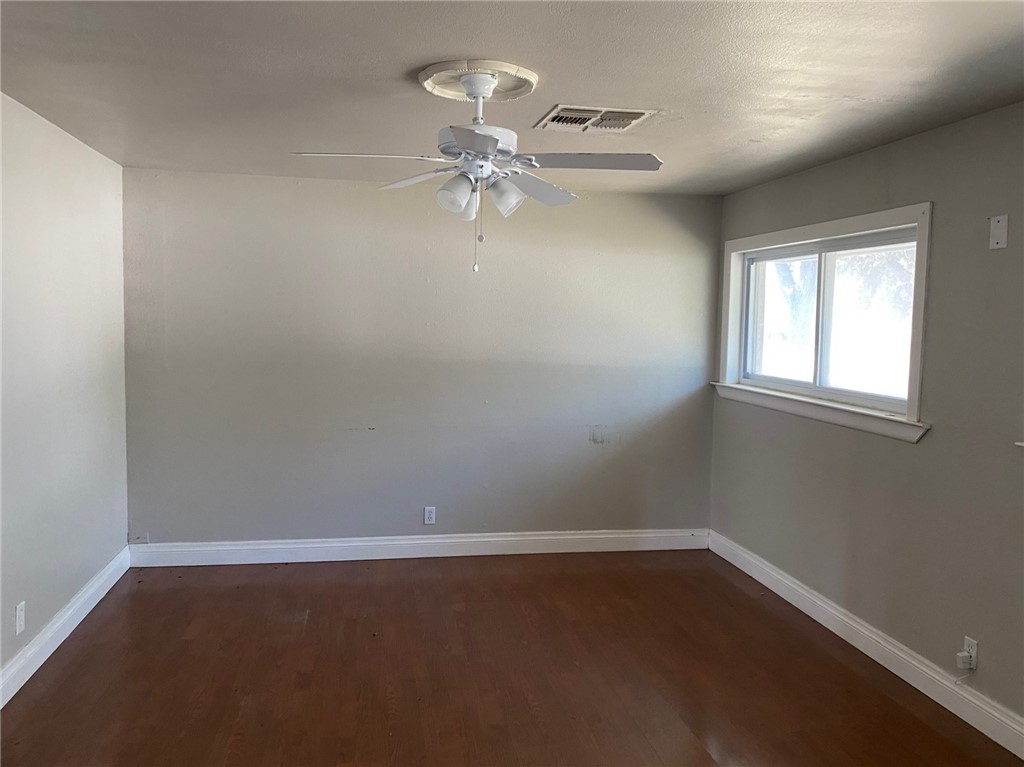 11141 Forest Hill Lane Corpus Christi TX 78410