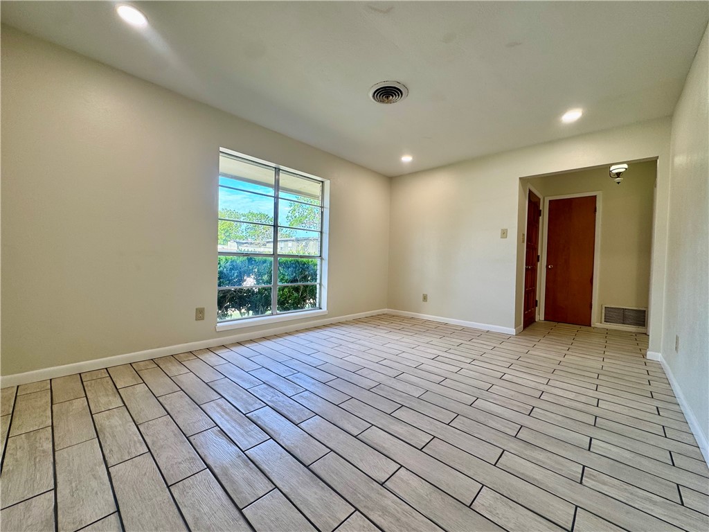 3909 Panama Corpus Christi TX 78415