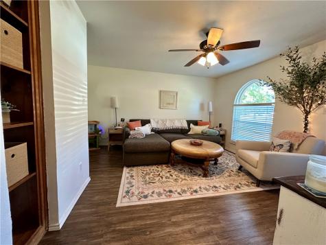 1213 Montreal Drive Corpus Christi TX 78418