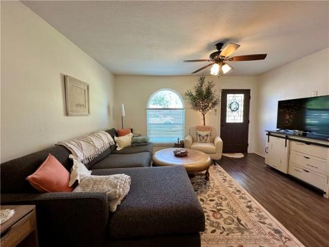 1213 Montreal Drive Corpus Christi TX 78418
