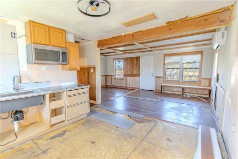4302 Valdez Drive Corpus Christi TX 78416