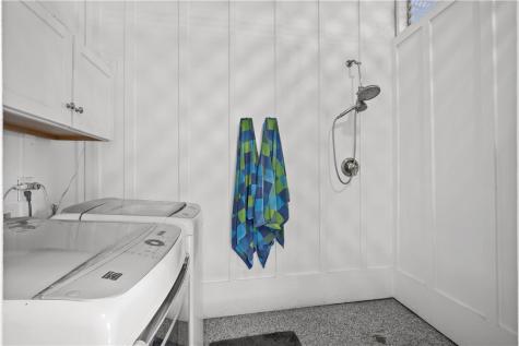 60 Magnolia Street Rockport TX 78382