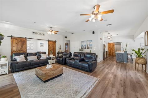 201 W Rhodes Avenue Aransas Pass TX 78336