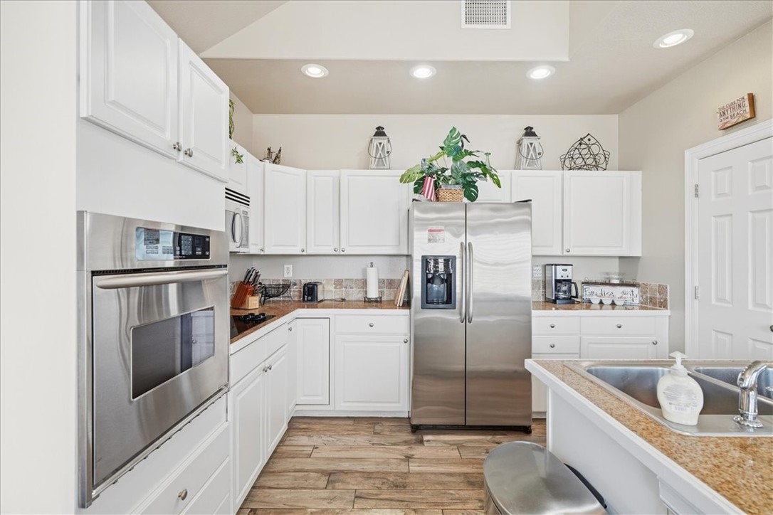 634 Dolphin Circle Port Aransas TX 78373