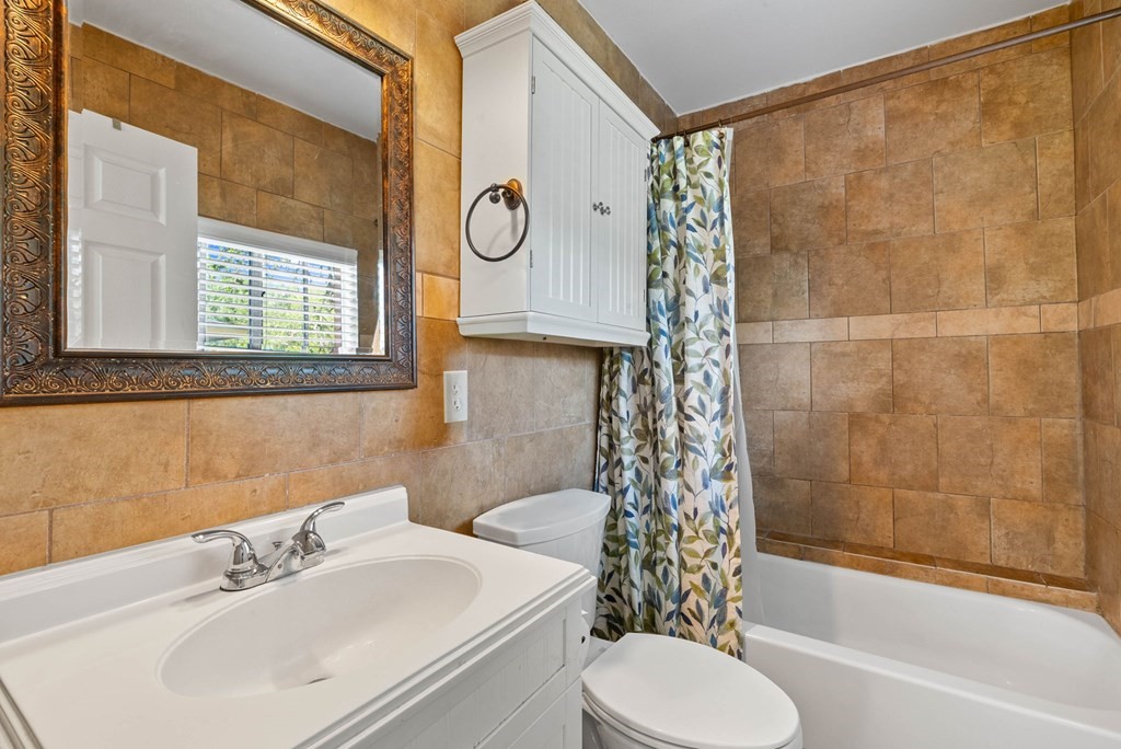 118 Saint Peter Rockport TX 78382