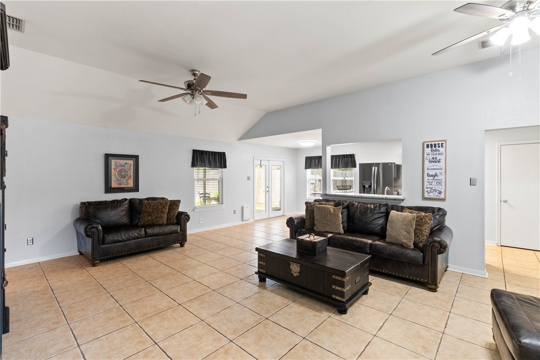 7913 Wolf Drive Corpus Christi TX 78414