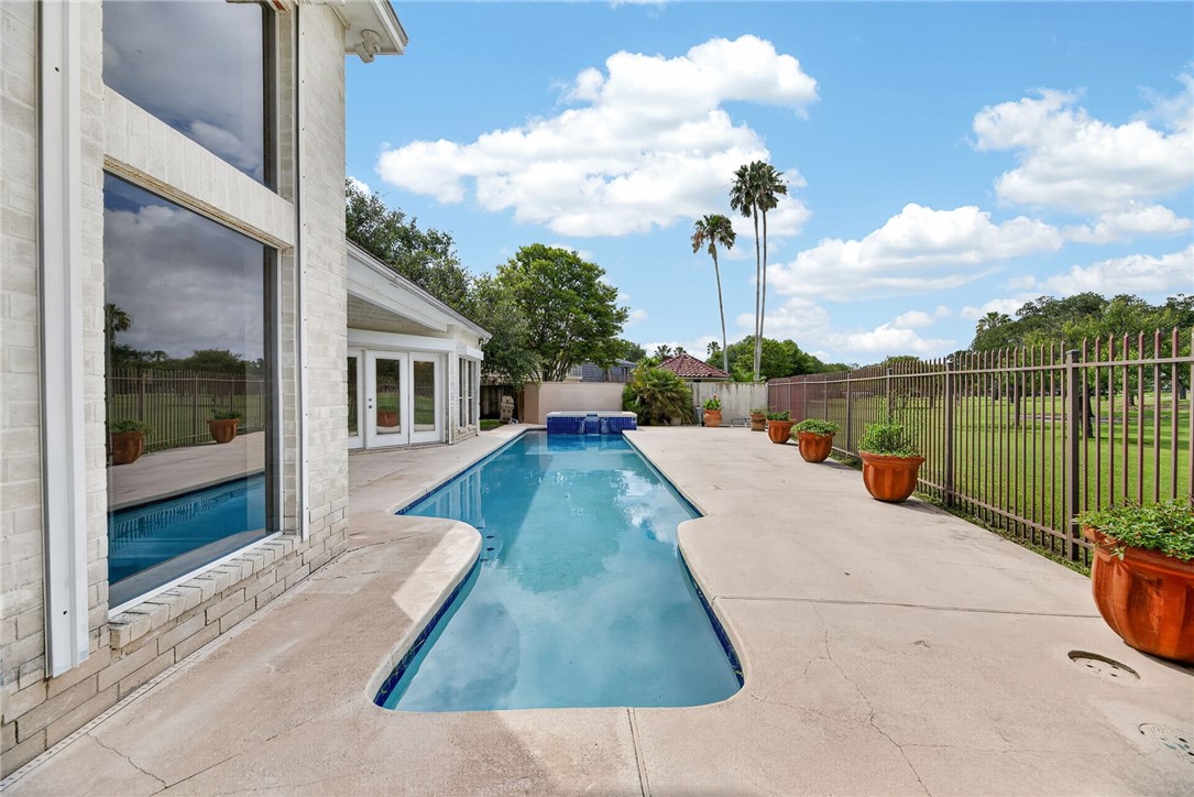 5409 Wooldridge Corpus Christi TX 78413