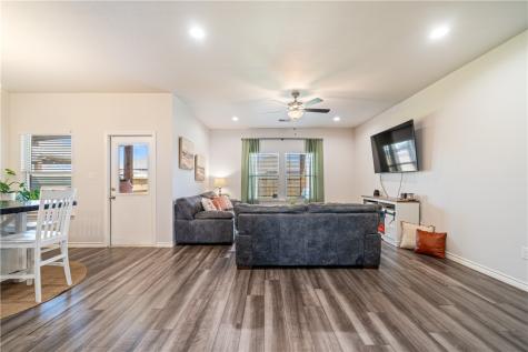 1350 Greenwich Park Lane Corpus Christi TX 78415