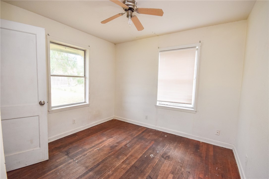 4002 Mcardle Corpus Christi TX 78411