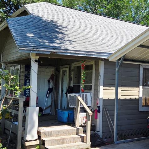 738 W 1st Street Alice TX 78332