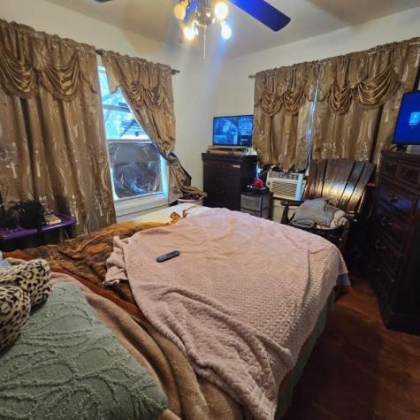 738 W 1st Street Alice TX 78332