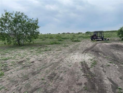 193 County Road 222 Orange Grove TX 78372