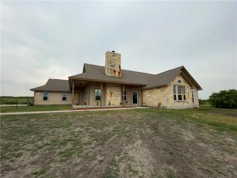 193 County Road 222 Orange Grove TX 78372