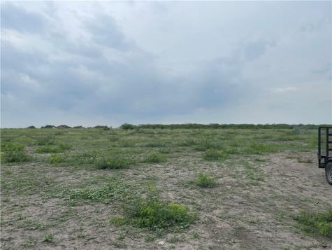 193 County Road 222 Orange Grove TX 78372