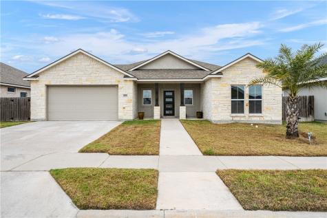 105 Prestwick Drive Portland TX 78374