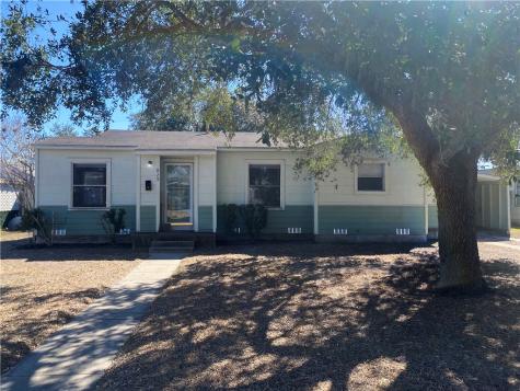 829 E Hoffman Avenue Kingsville TX 78363