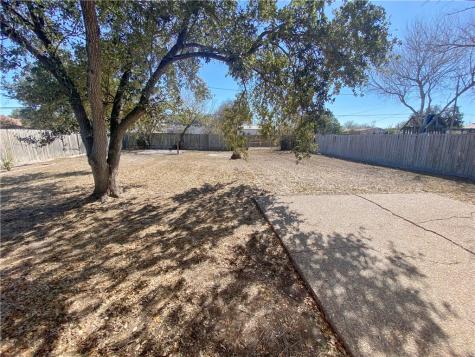 829 E Hoffman Avenue Kingsville TX 78363