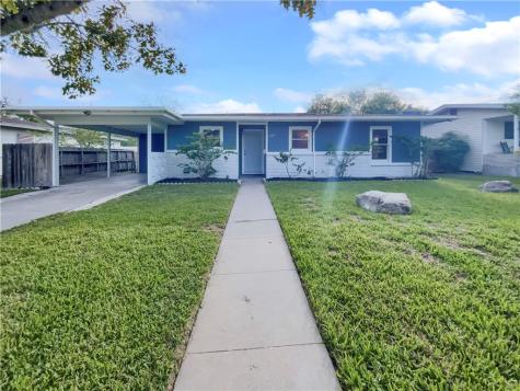 1304 Austin Street Portland TX 78374