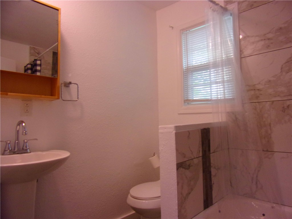 2722 Greenwood Drive Corpus Christi TX 78405