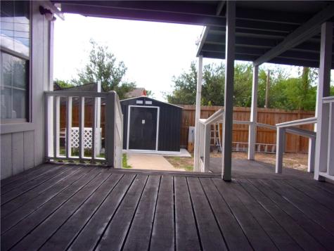2722 Greenwood Drive Corpus Christi TX 78405