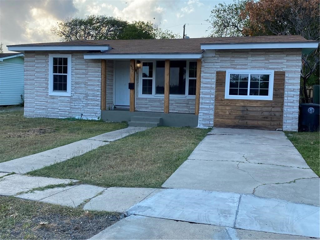 937 Nandina Drive Corpus Christi TX 78408